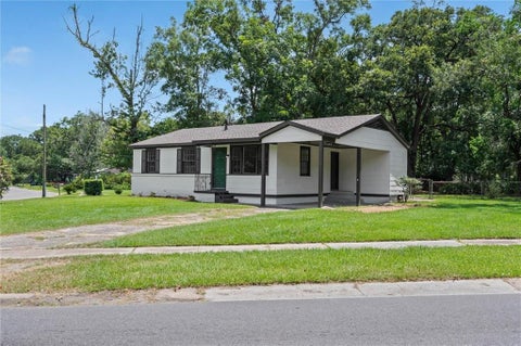 Photo of 2401 Dog River Drive N, Mobile, AL 36605 (MLS # 7802222)