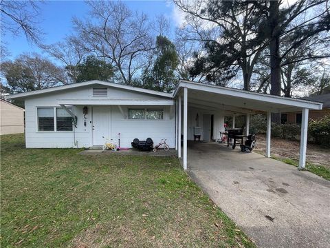 Photo of 3021 Louise Drive N, Mobile, AL 36606 (MLS # 7733563)