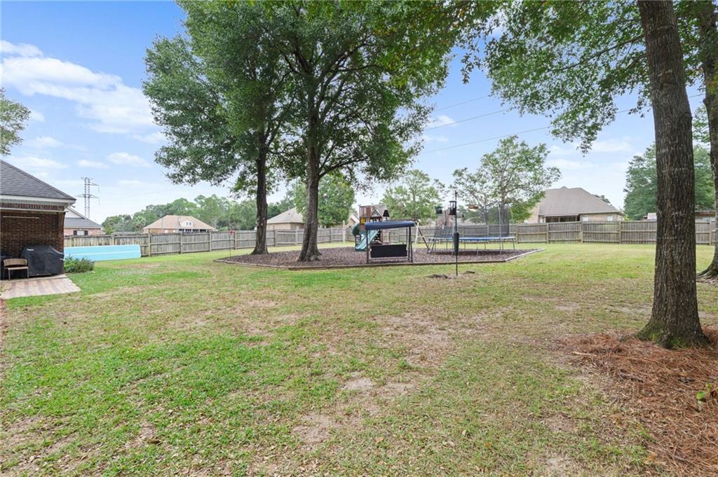 Mobile, Alabama 36619, United States, 4 Bedrooms Bedrooms, ,3 BathroomsBathrooms,Residential,Pending,250268