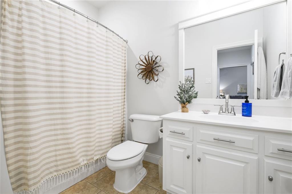 Mobile, Alabama 36619, United States, 4 Bedrooms Bedrooms, ,3 BathroomsBathrooms,Residential,Pending,250268