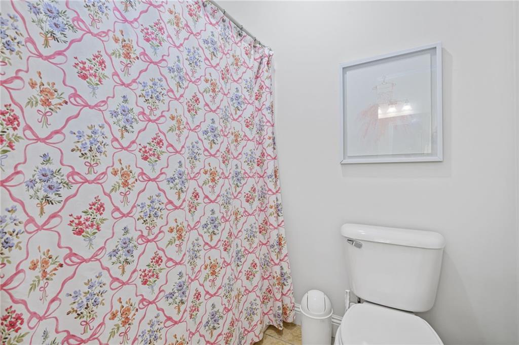 Mobile, Alabama 36619, United States, 4 Bedrooms Bedrooms, ,3 BathroomsBathrooms,Residential,Pending,250268