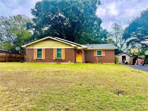 Photo of 5187 Somerset Drive W, Mobile, AL 36619 (MLS # 7703998)