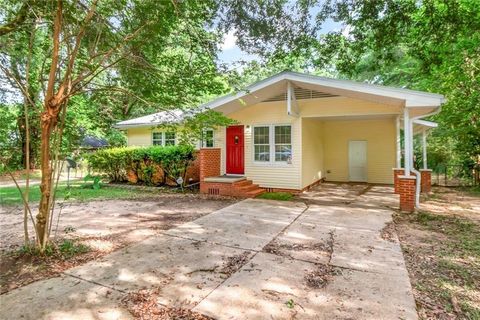 Photo of 6941 Charmingdale Drive S, Mobile, AL 36618 (MLS # 7778362)