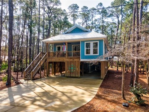 Photo of 805 Indian Place, Dauphin Island, AL 36528 (MLS # 7733353)