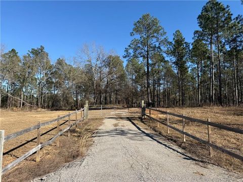 Photo of 52462 Dyas Road, Perdido, AL 36562 (MLS # 7715286)