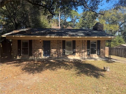 Photo of 5120 Ridgedale Road, Mobile, AL 36609 (MLS # 7710098)