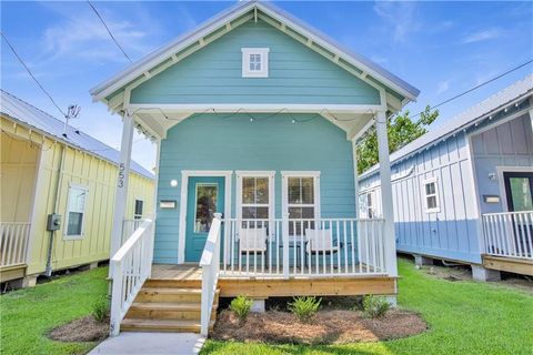 Photo of 553 Congress Street, Mobile, AL 36603 (MLS # 7740544)