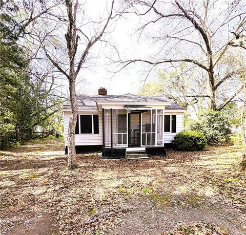 Photo of 1858 Martin Place, Mobile, AL 36617 (MLS # 7733726)