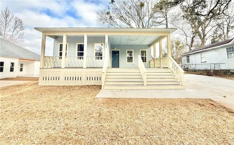 Photo of 860 Grimes Street, Mobile, AL 36610 (MLS # 7716940)