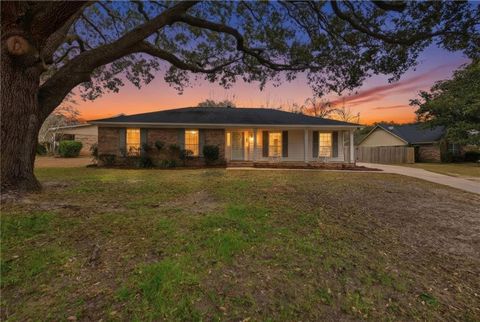 Photo of 3701 Arrington Drive, Mobile, AL 36693 (MLS # 7731752)