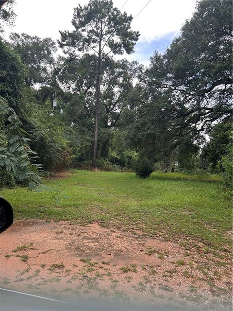 Photo of 4033 Cottage Hill Road, Mobile, AL 36609 (MLS # 7830961)