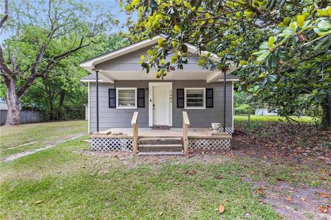 Photo of 2405 Gill Road, Mobile, AL 36605 (MLS # 7762183)