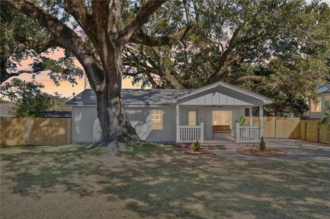 Photo of 818 Cadillac Avenue, Dauphin Island, AL 36528 (MLS # 7716548)