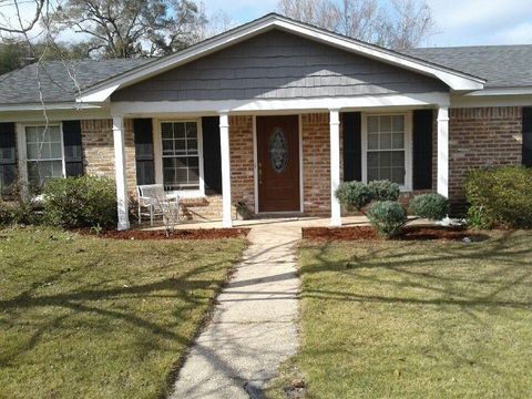 Photo of 3400 Sherringham Drive, Mobile, AL 36609 (MLS # 7709041)