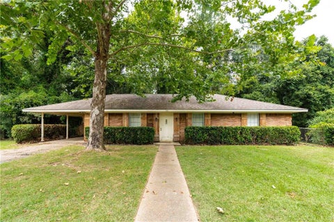 Photo of 536 Woodlore Drive, Chickasaw, AL 36611 (MLS # 7814549)