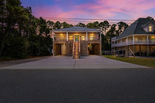303 CONDE AVE, DAUPHIN ISLAND, AL 36528 - Image 9fa1a4b89b2c7b7296c0c5f2f8b359ba/1556524852
