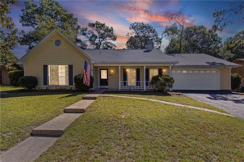 Photo of 2813 Gaslight Lane W, Mobile, AL 36695 (MLS # 7641763)