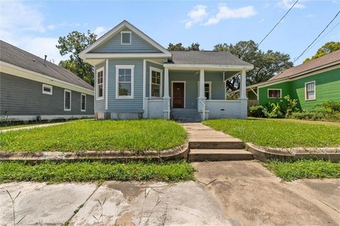 Photo of 1109 Elmira Street, Mobile, AL 36604 (MLS # 7640630)