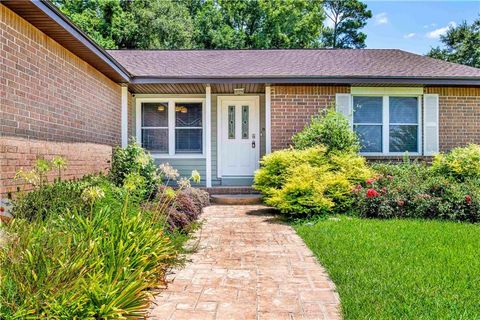 Photo of 102 Lake Forest Boulevard, Daphne, AL 36526 (MLS # 7693339)