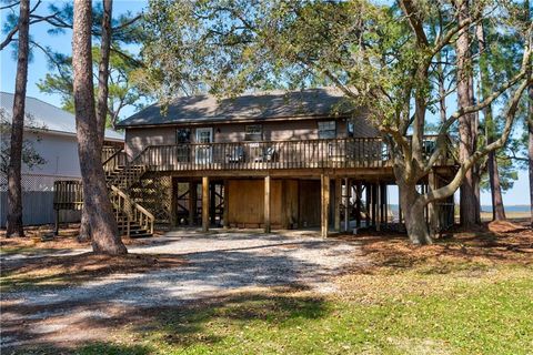 Photo of 718 Cadillac Avenue, Dauphin Island, AL 36528 (MLS # 7726191)