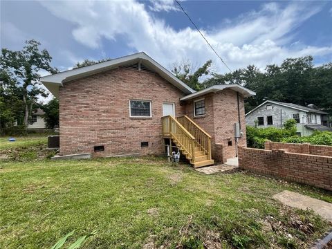 Photo of 316 1st Street, Chickasaw, AL 36611 (MLS # 7727149)