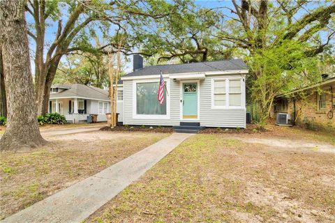 Photo of 109 Mohawk Street, Mobile, AL 36606 (MLS # 7705991)