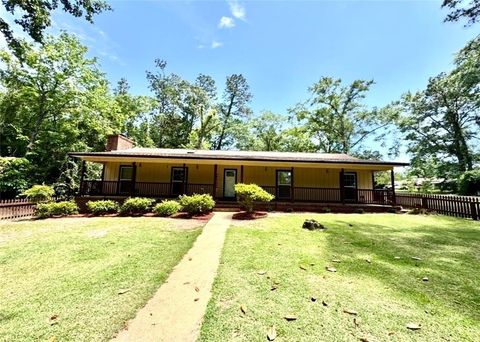 Photo of 806 Lakeview Drive, Bay Minette, AL 36507 (MLS # 7695482)