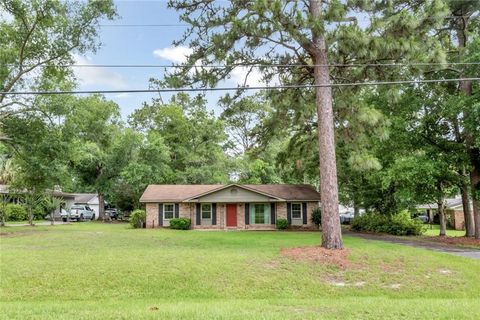 Photo of 3914 Blue Gill Circle, Mobile, AL 36619 (MLS # 7583065) Photo of 3914 Blue Gill Circle, Mobile, AL 36619 (MLS # 7583065)