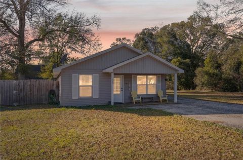 Photo of 305 4th Street NE, Summerdale, AL 36580 (MLS # 7707626)