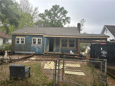 Photo of 1809 Calmes Street, Mobile, AL 36606 (MLS # 7698576)