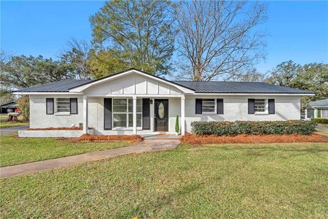 Photo of 10628 Oak Avenue, Grand Bay, AL 36541 (MLS # 7703234)