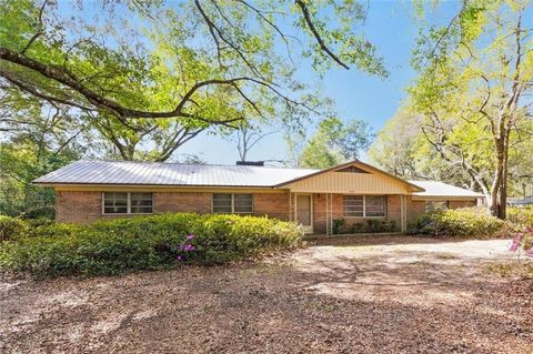 Photo of 2950 Pinetucky Road, Mobile, AL 36618 (MLS # 7726305)