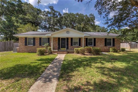 Photo of 5114 Geoffrey Drive, Mobile, AL 36693 (MLS # 7721722)