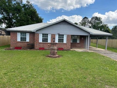 Photo of 6860 Jamestown Drive, Irvington, AL 36544 (MLS # 7742840)