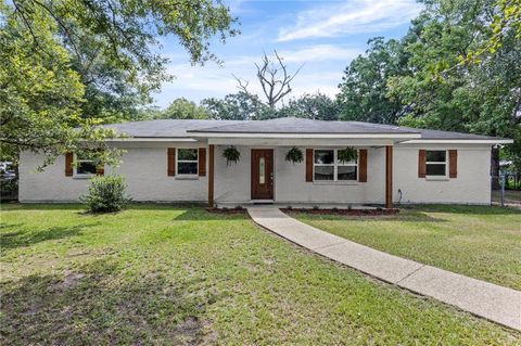 Photo of 5726 Apache Drive, Satsuma, AL 36572 (MLS # 7799144)
