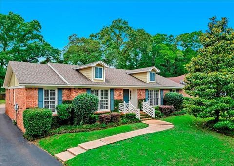 Photo of 1309 Alicia Drive, Mobile, AL 36618 (MLS # 7759152)