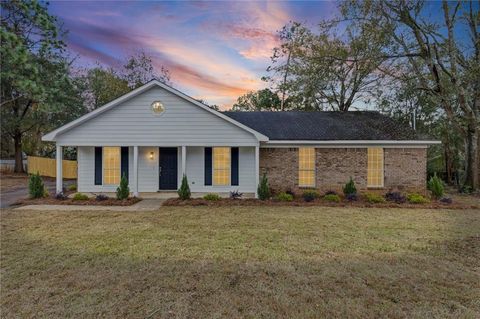 Photo of 9375 Ashwood Court, Mobile, AL 36695 (MLS # 7694310)