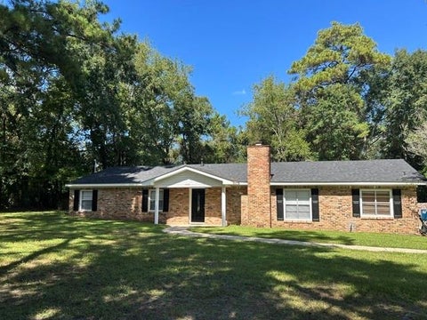 Photo of 1550 Lartigue Avenue N, Mobile, AL 36605 (MLS # 7850897)