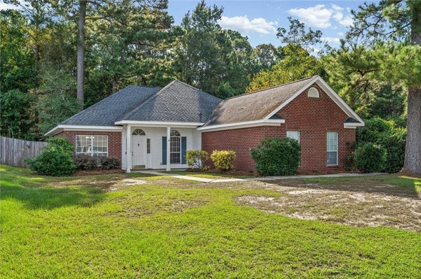 28582 CANTERBURY RD, DAPHNE, AL 36526 - Image bb54f3a7b07ddabec46147b5dc38d3c3/1885186859