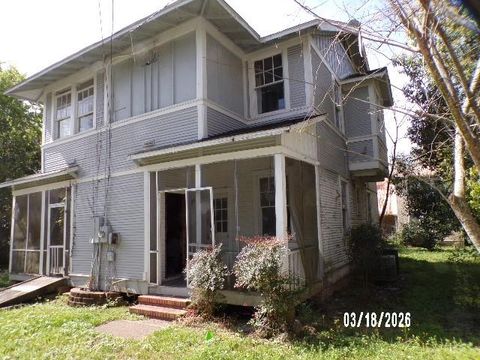 Photo of 319 4th Street, Chickasaw, AL 36611 (MLS # 7752461)