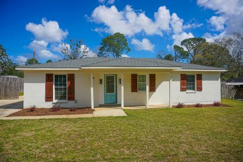 Photo of 5161 Lancelot Drive, Mobile, AL 36619 (MLS # 7729772)