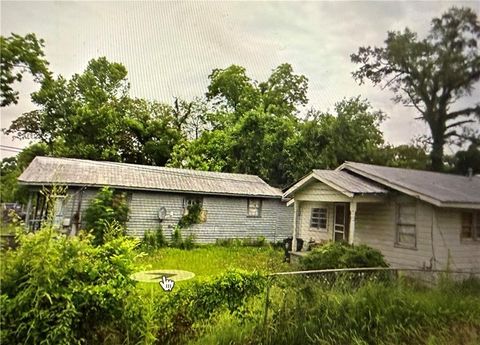 Photo of 941 Avenue H, Mobile, AL 36610 (MLS # 7706574)