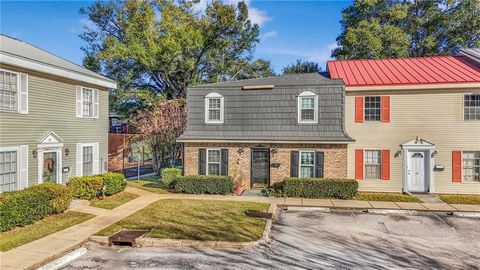 Photo of 4017 Cottage Hill Road #58, Mobile, AL 36609 (MLS # 7673224)