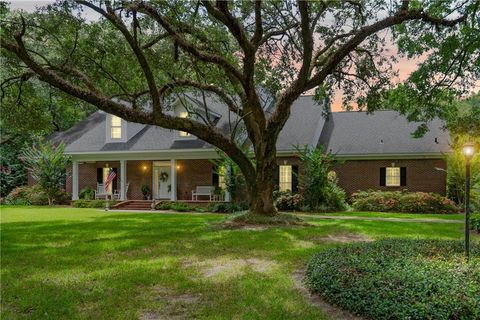 Photo of 1004 Pace Parkway, Mobile, AL 36693 (MLS # 7806629)