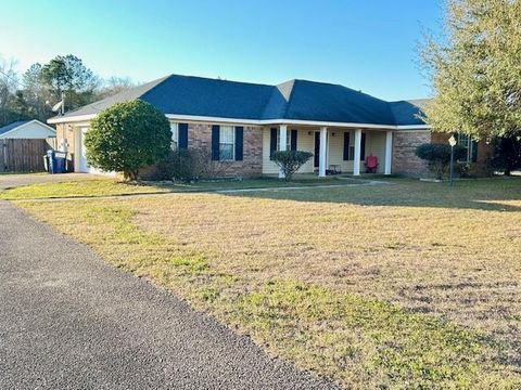 Photo of 4622 Copeland Island Drive W, Mobile, AL 36695 (MLS # 7729240)
