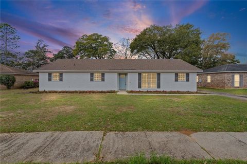 Photo of 732 Oak Field Drive, Mobile, AL 36609 (MLS # 7732666)