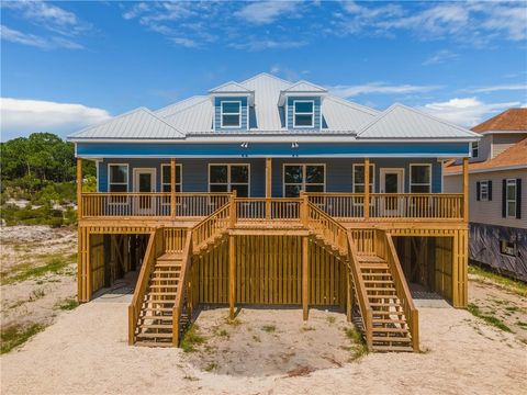 Photo of 332 Audubon Place, Dauphin Island, AL 36528 (MLS # 7686156)