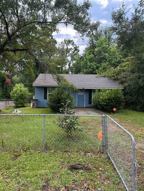 Photo of 1707 Butler Street, Mobile, AL 36617 (MLS # 7827497)