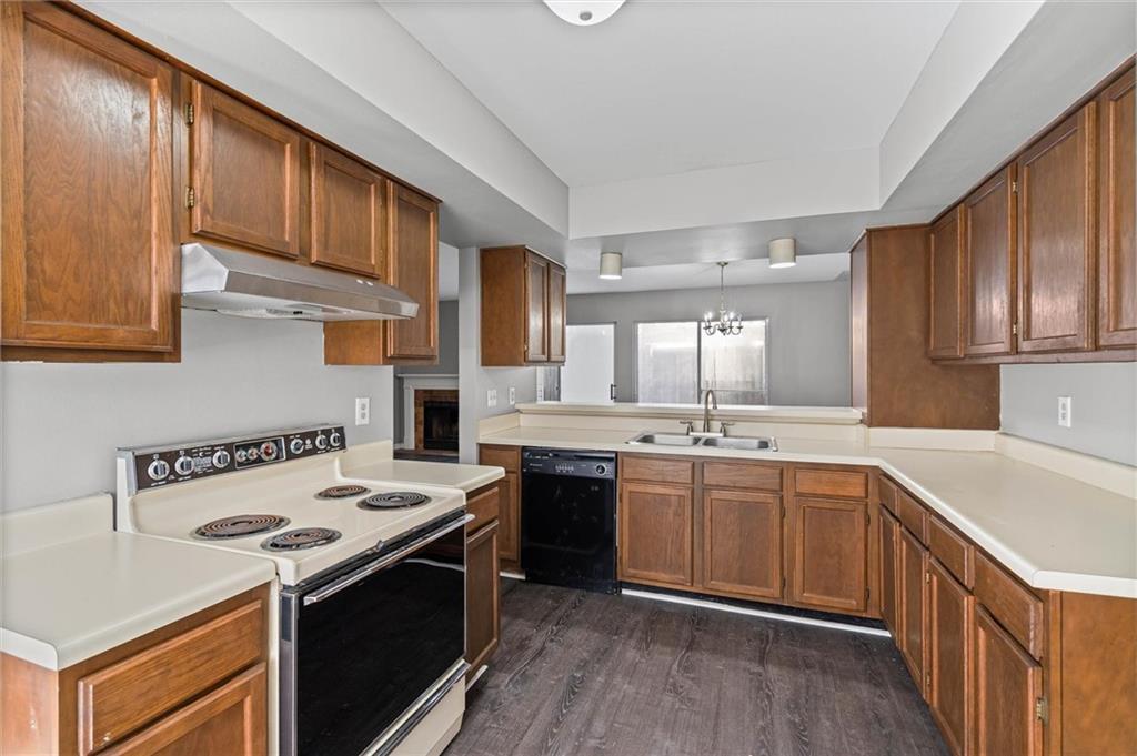 6701 Dickens Ferry Road 100 - Photo 3