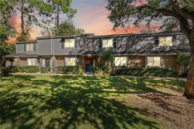 6701 Dickens Ferry Road 100